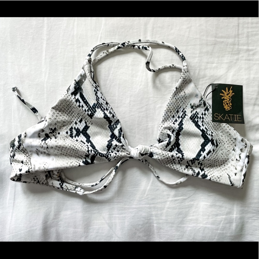 COPY - Skatie Sarah Bikini Top